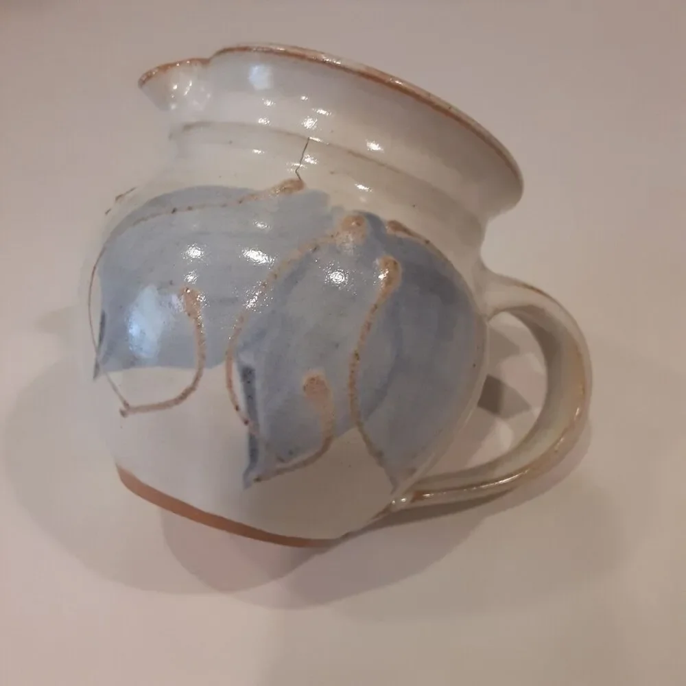 Unmarked this stoneware